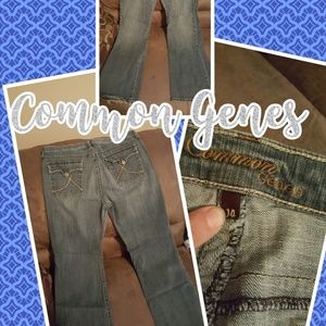 Common Genes Jeans